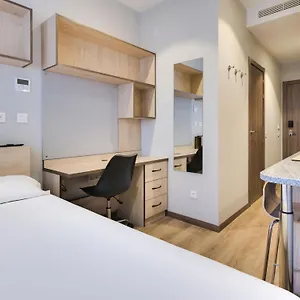 Guest house Livensa Living Feria, Malaga